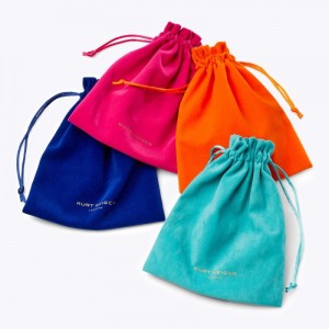Kurt Geiger Crystal Huggie Earrings Colorati | ARCJ9862